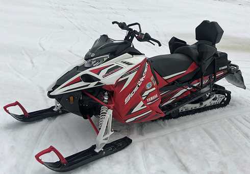 Fyra Yamaha snöskotrar stulna vid inbrott hos Yamahas åf i Sunne